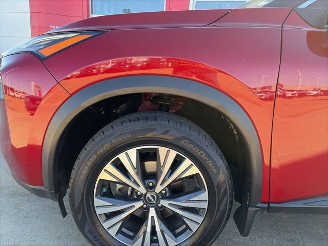 Used 2023 Nissan Rogue SV image 7