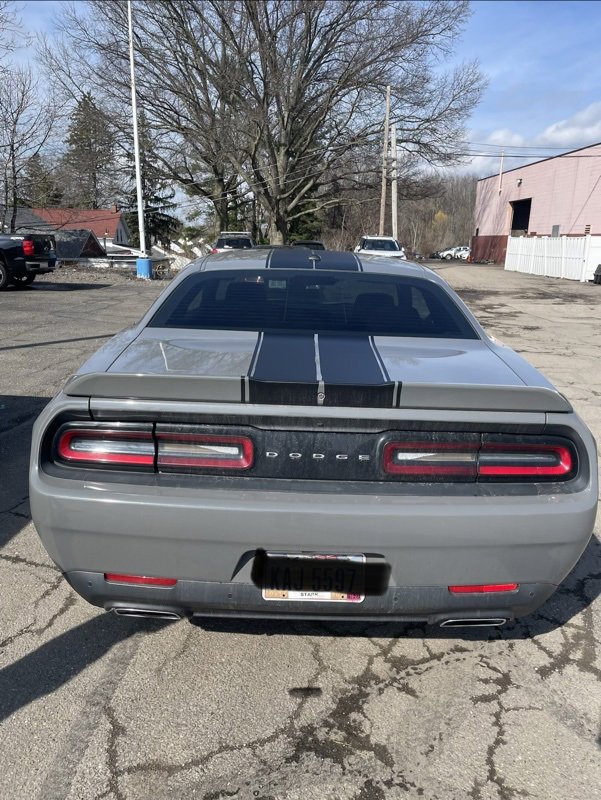 Used 2018 Dodge Challenger R/T w/ Driver Convenience Group image 3