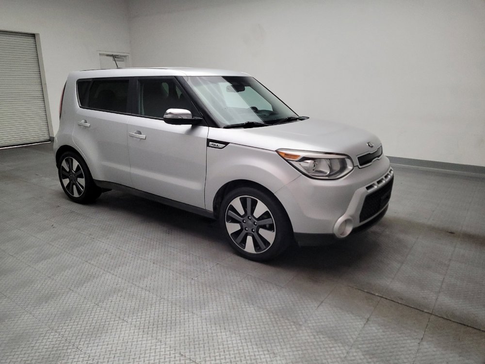 Used 2015 Kia Soul ! FWD image 11
