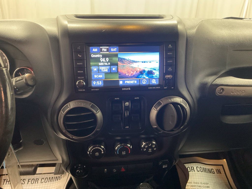 Used 2018 Jeep Wrangler Unlimited Sport AWD/4WD image 8