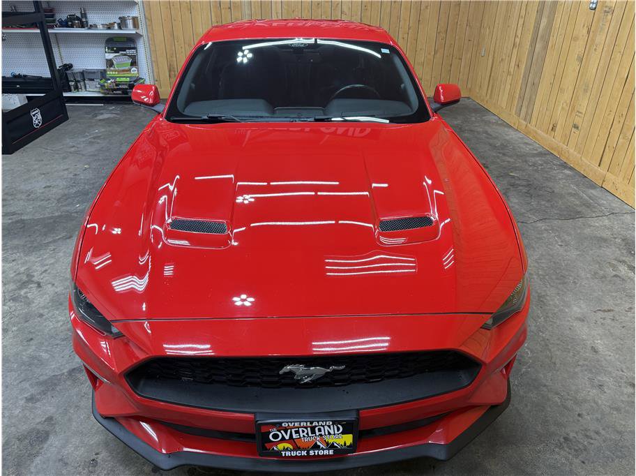 Used 2018 Ford Mustang Coupe w/ Equipment Group 101A image 3