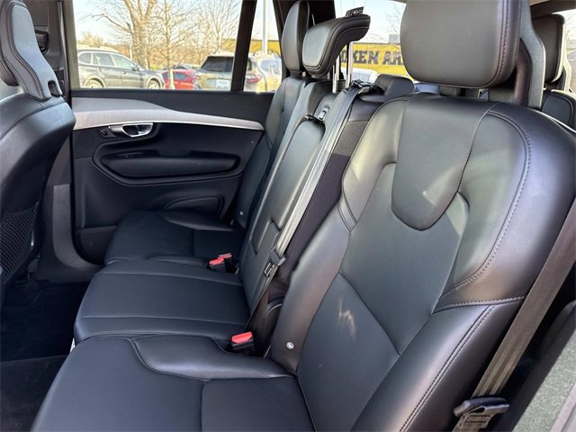 Used 2025 Volvo XC90 B5 Core image 16