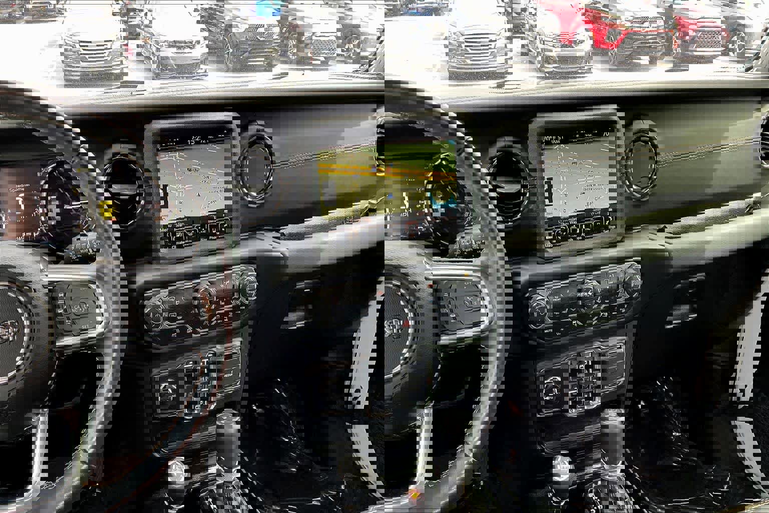 Used 2023 Jeep Wrangler Unlimited Sahara image 6