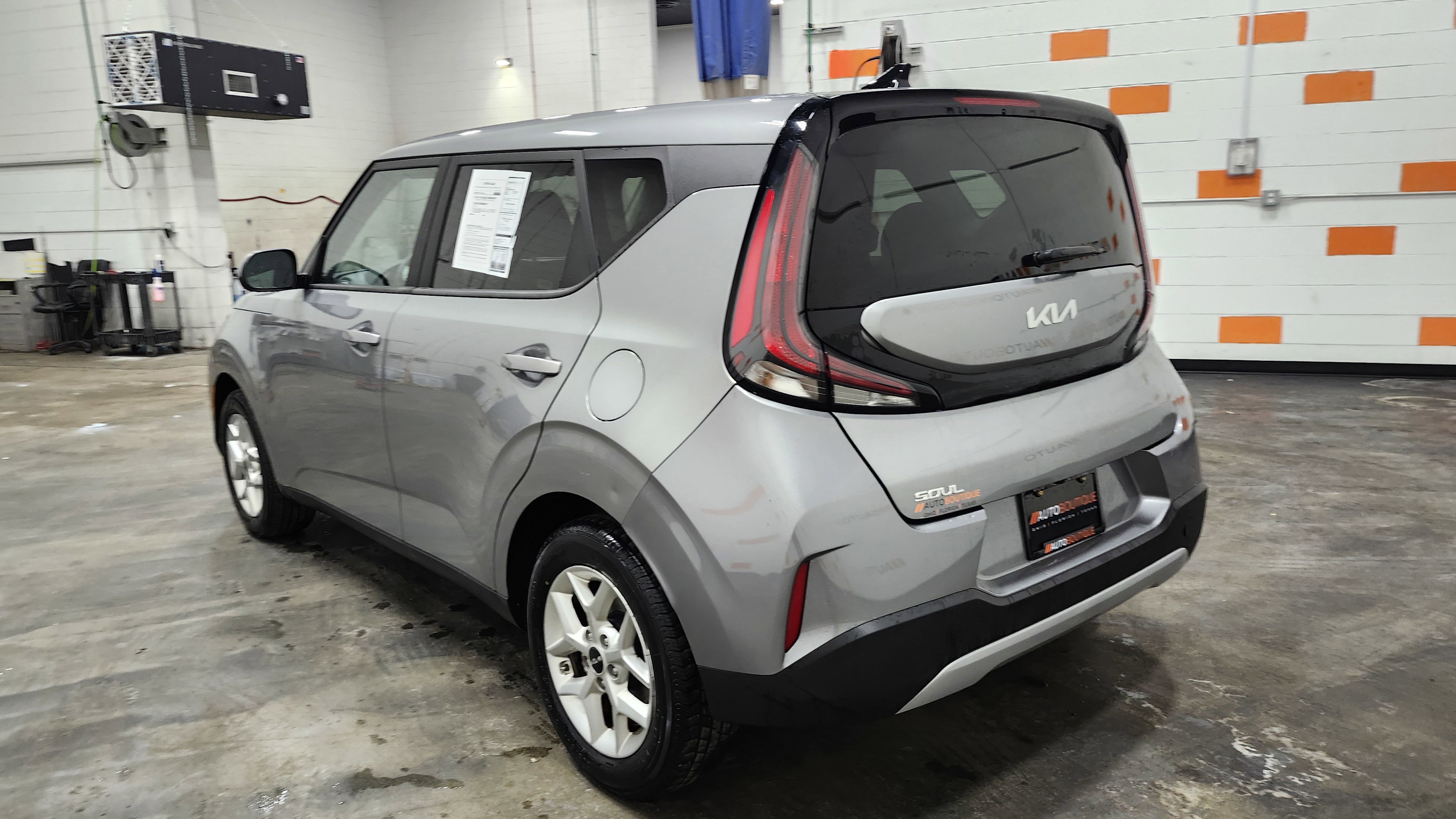 Used 2023 Kia Soul LX w/ Option Group 015 image 14