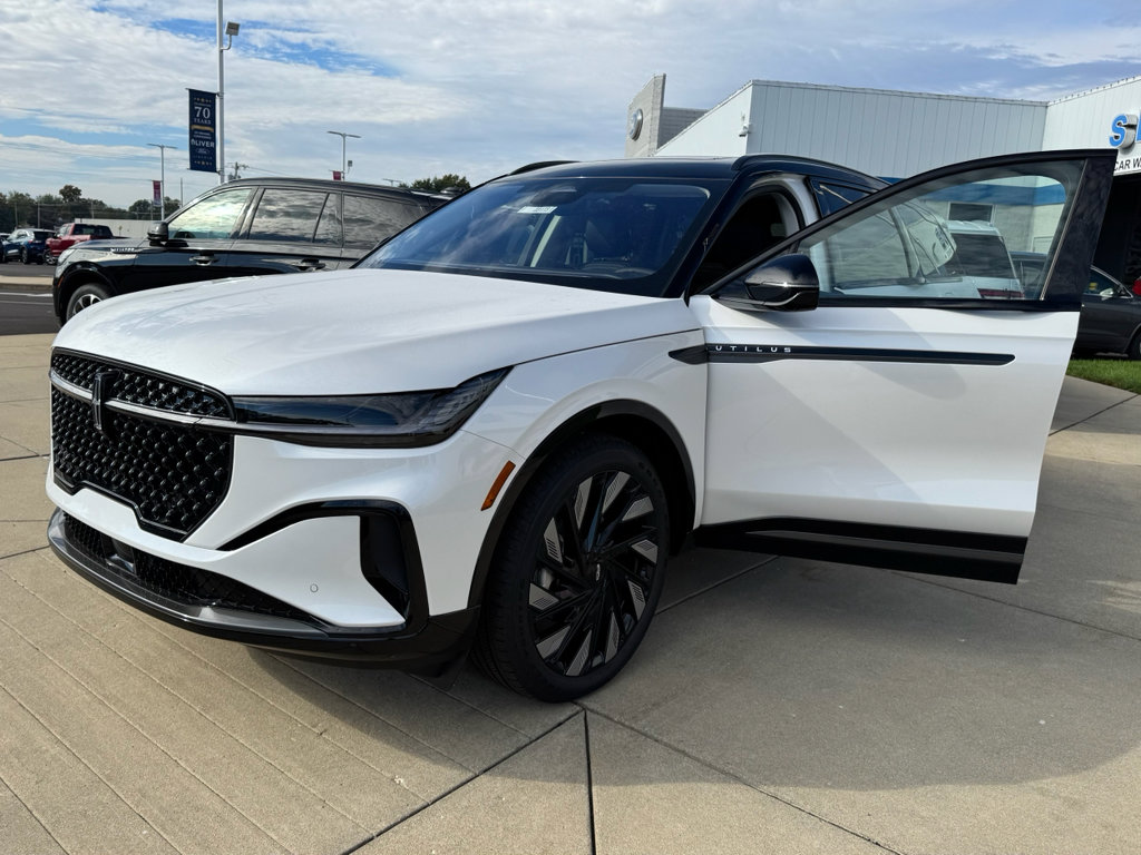 New 2026 Lincoln Nautilus Reserve w/ Jet Appearance Package image 35