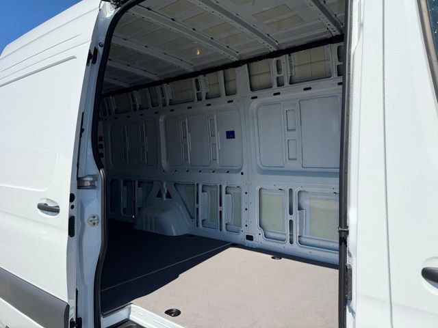 New 2026 Mercedes-Benz Sprinter 2500 image 12