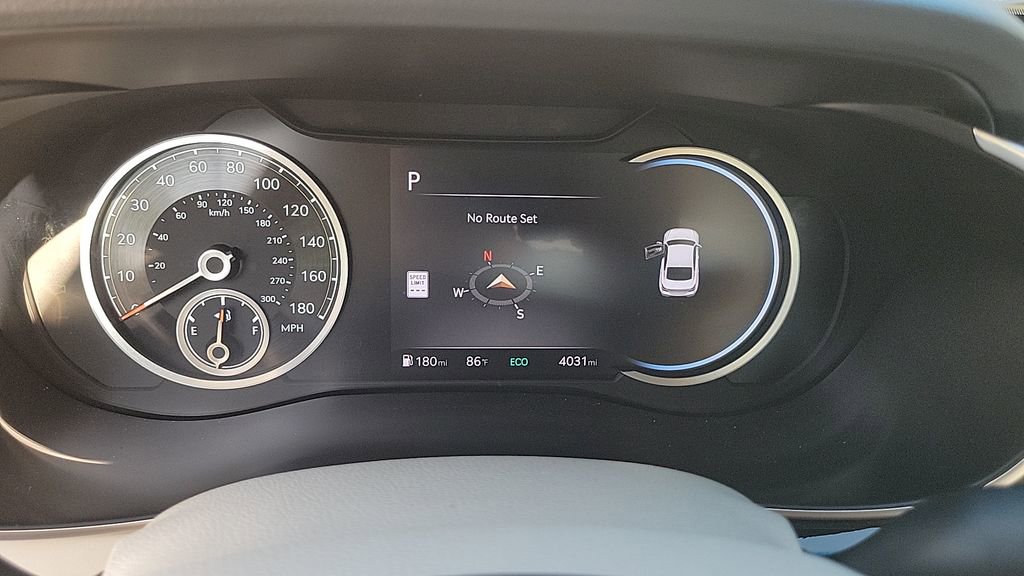 Used 2026 Genesis G70 2.5T Prestige image 30