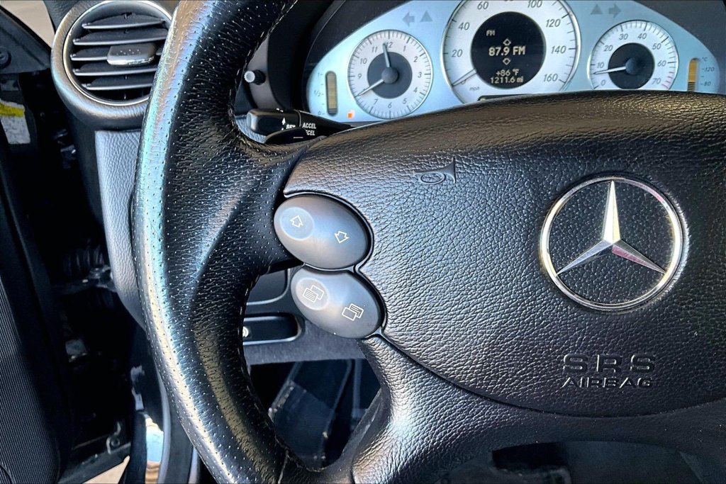 Used 2007 Mercedes-Benz CLK 550 Cabriolet image 18