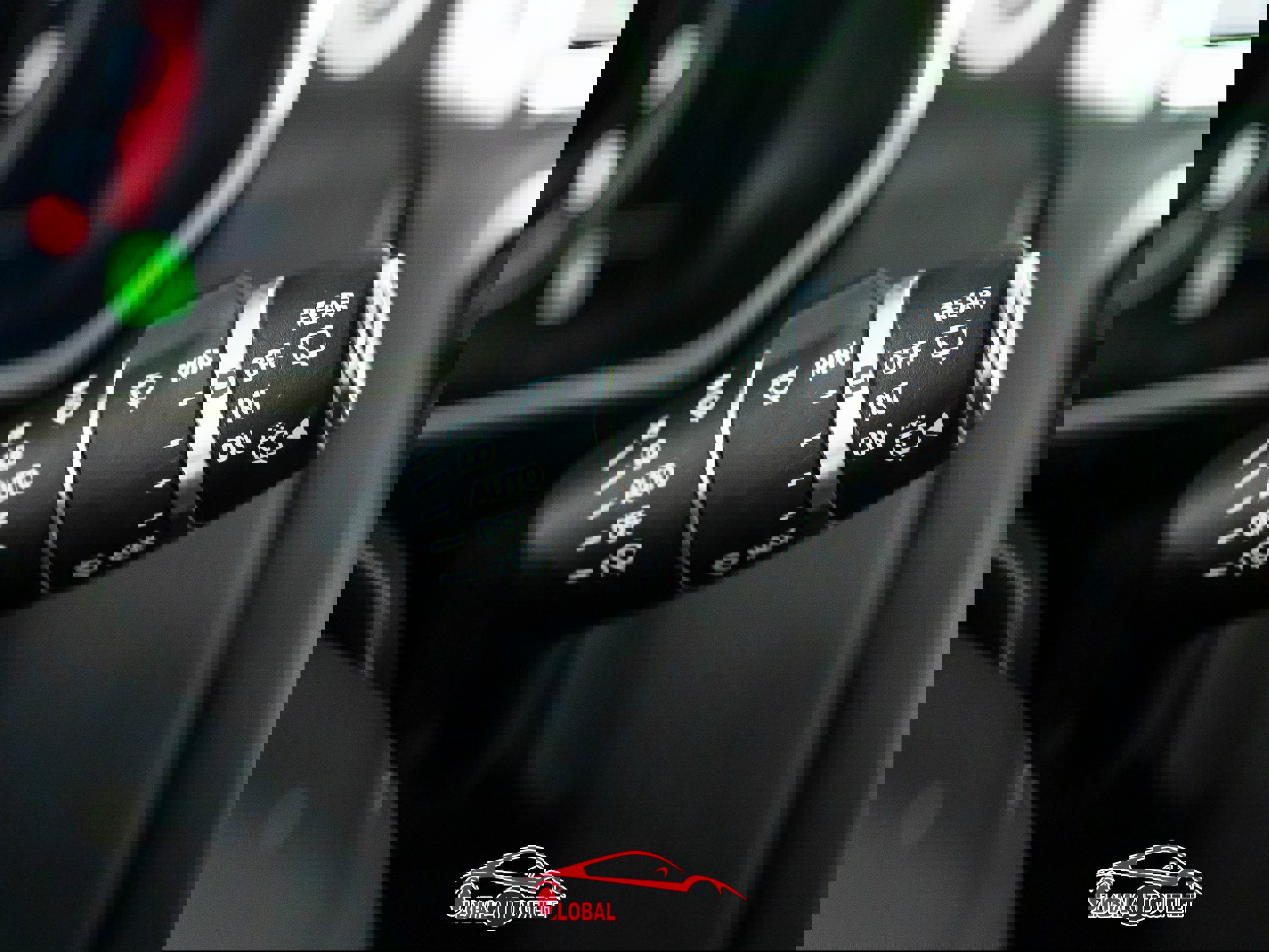 Used 2018 Land Rover Range Rover Long Wheelbase Supercharged image 29