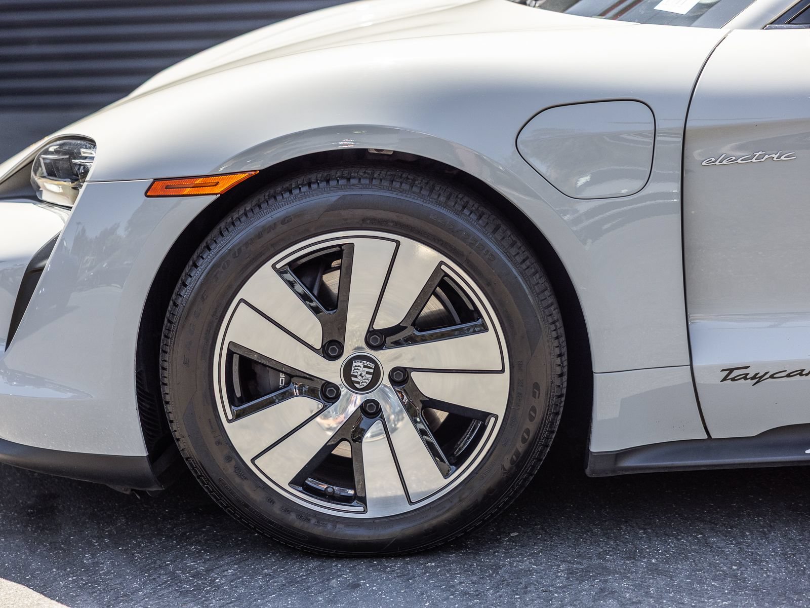 Certified 2023 Porsche Taycan RWD image 27