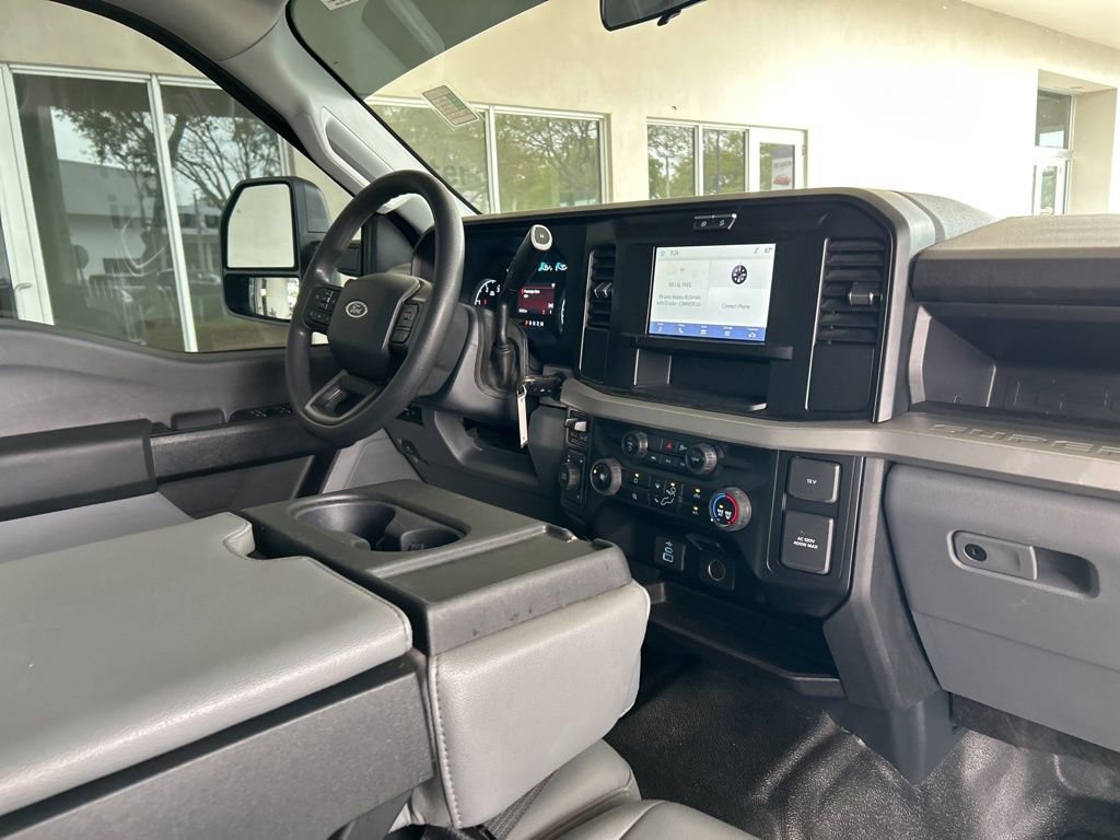 Used 2025 Ford F350 XL w/ XL Driver Assist Package image 24