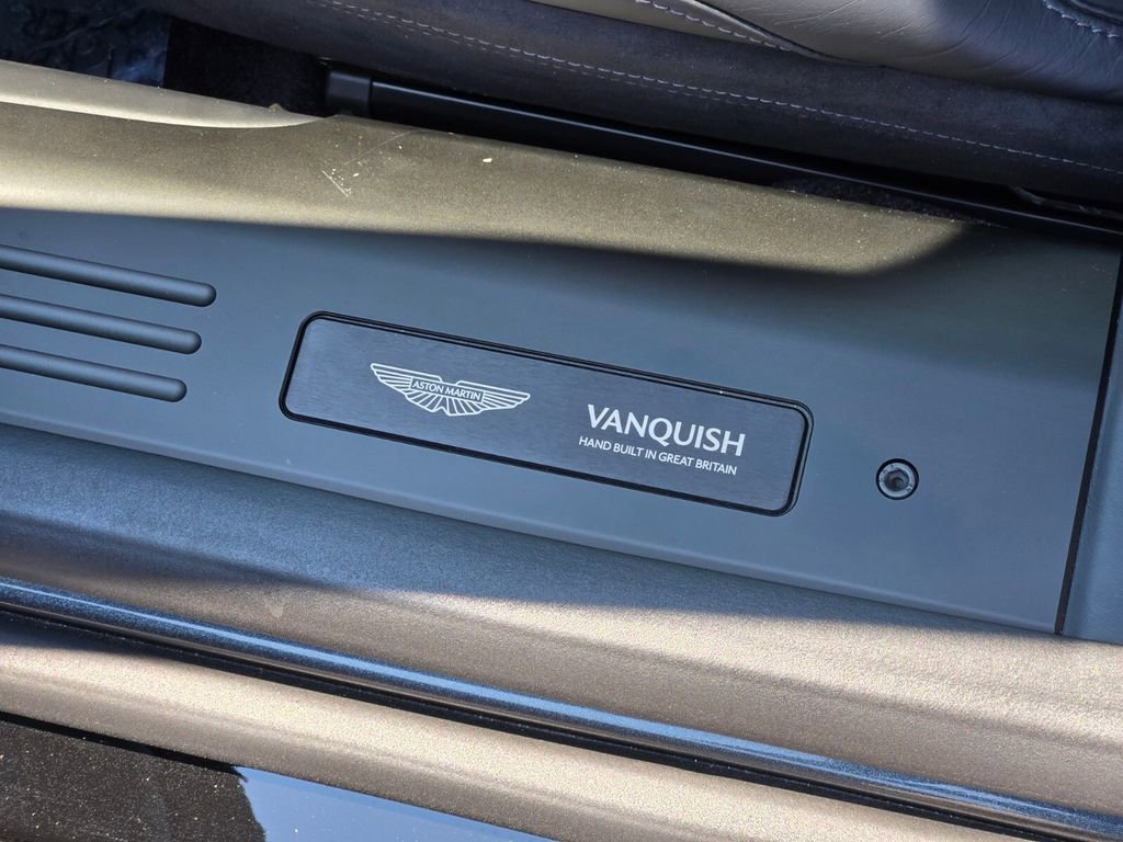 New 2025 Aston Martin Vanquish RWD image 28