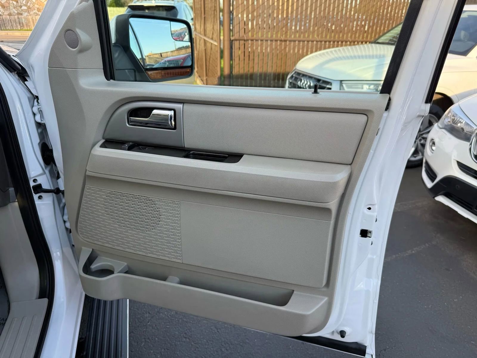 Used 2012 Ford Expedition EL Limited image 18