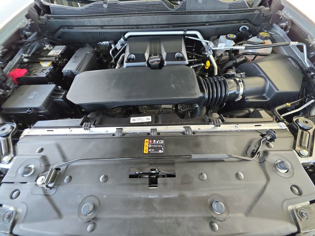 Used 2024 Chevrolet Colorado ZR2 w/ ZR2 Bison Edition image 31