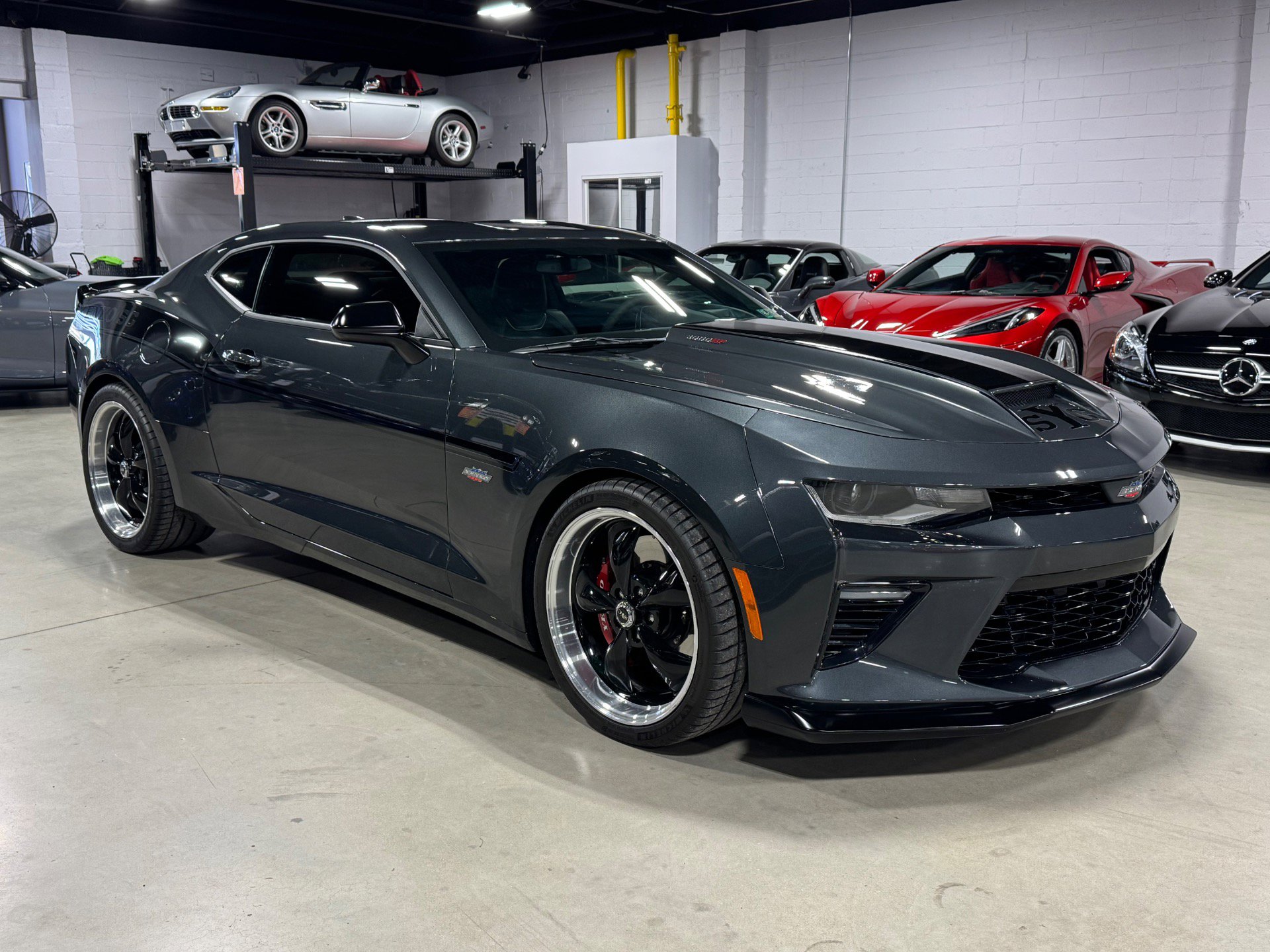 Used 2018 Chevrolet Camaro SS image 33