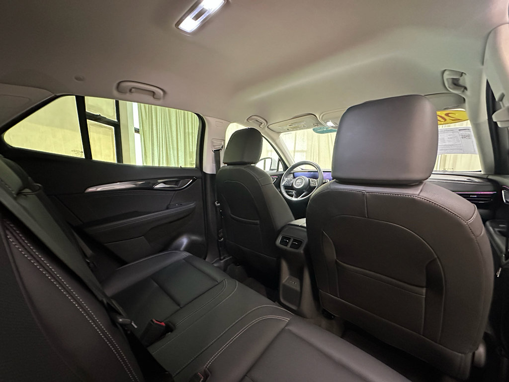 Used 2025 Buick Envision Preferred AWD/4WD image 14