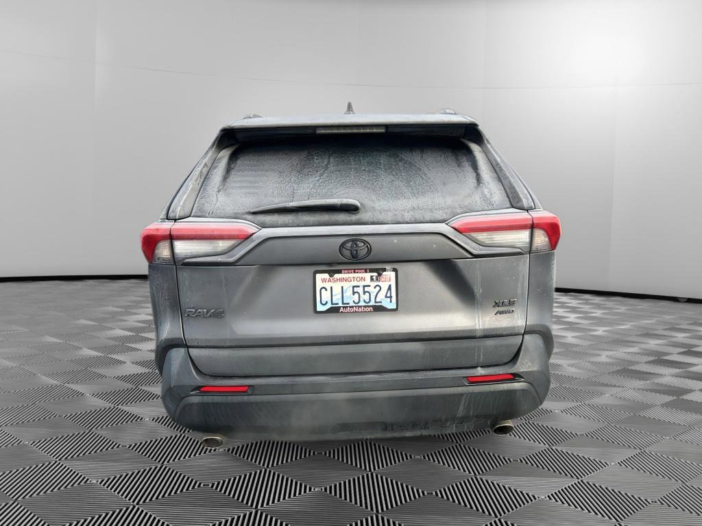 Used 2021 Toyota RAV4 XLE w/ XLE Grade Weather Package image 6