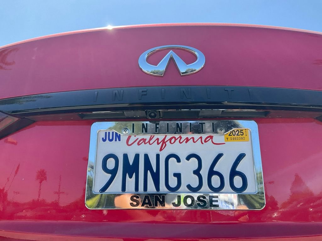 Used 2024 INFINITI Q50 Sensory image 12