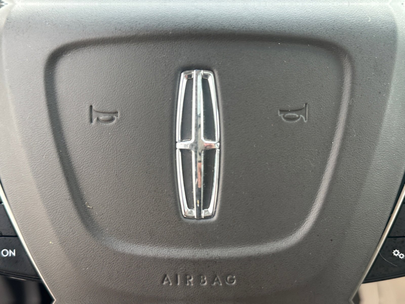 Used 2019 Lincoln Nautilus Select AWD/4WD image 25