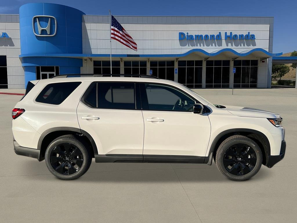 New 2026 Honda Pilot Black Edition image 6