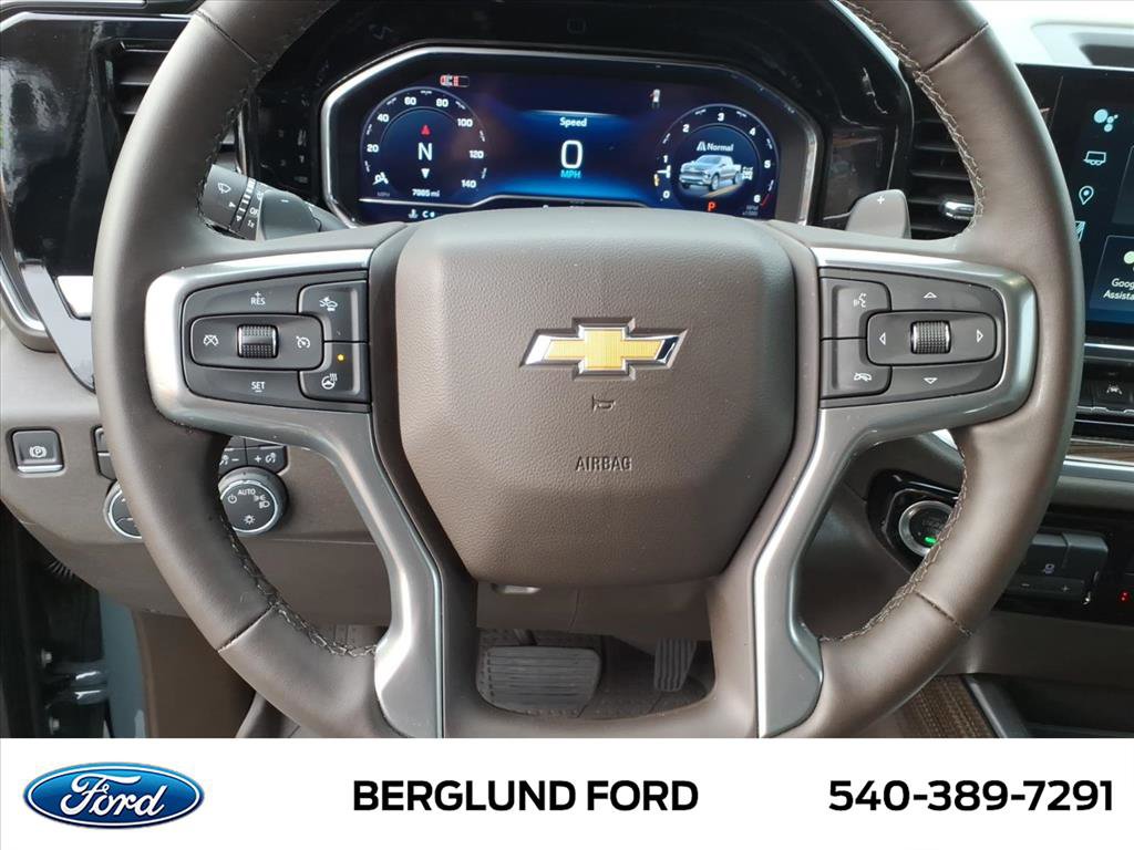 New 2026 Ford F250 XLT w/ XLT Premium Package image 19