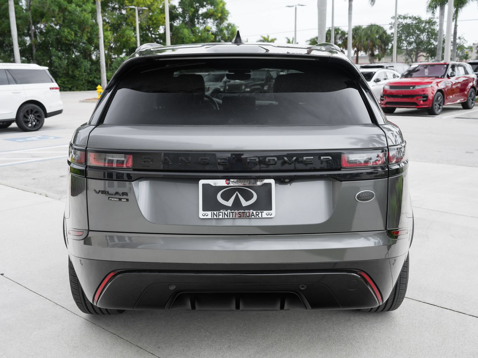 Used 2019 Land Rover Range Rover Velar R-Dynamic SE AWD/4WD image 23