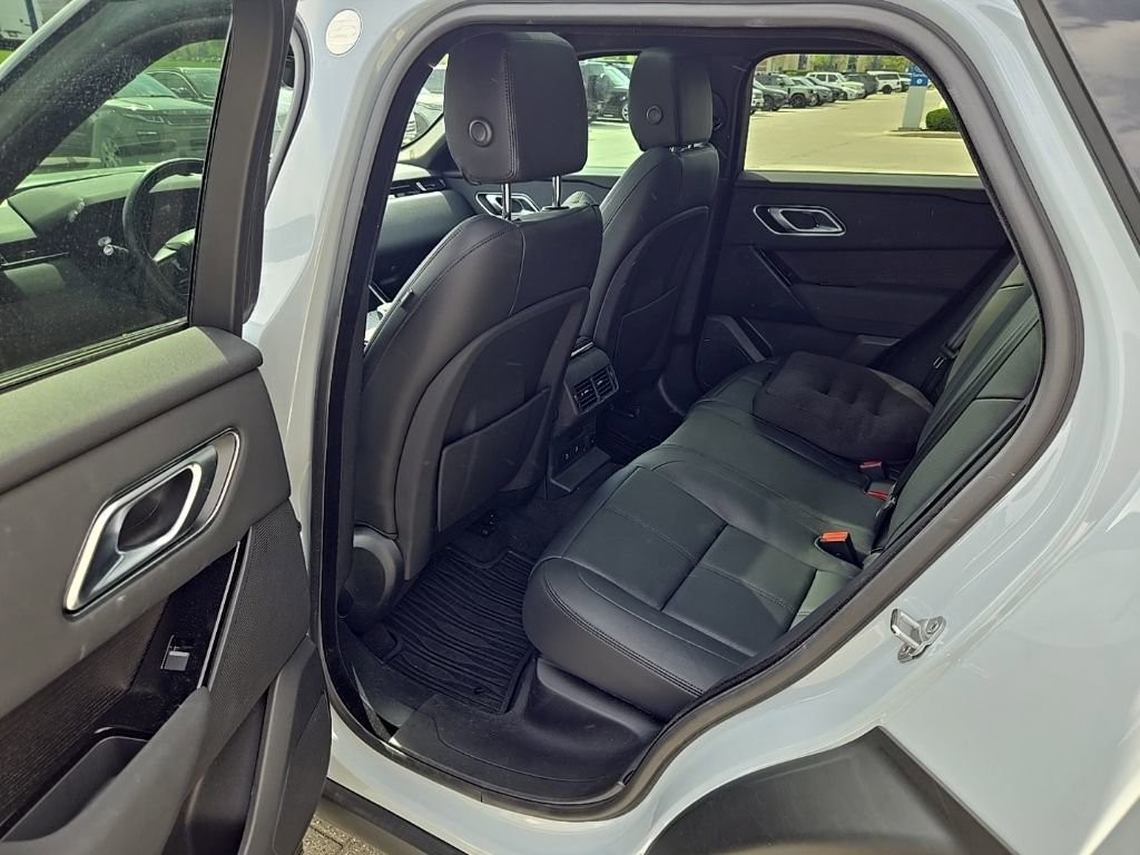 Used 2024 Land Rover Range Rover Velar Dynamic SE image 17