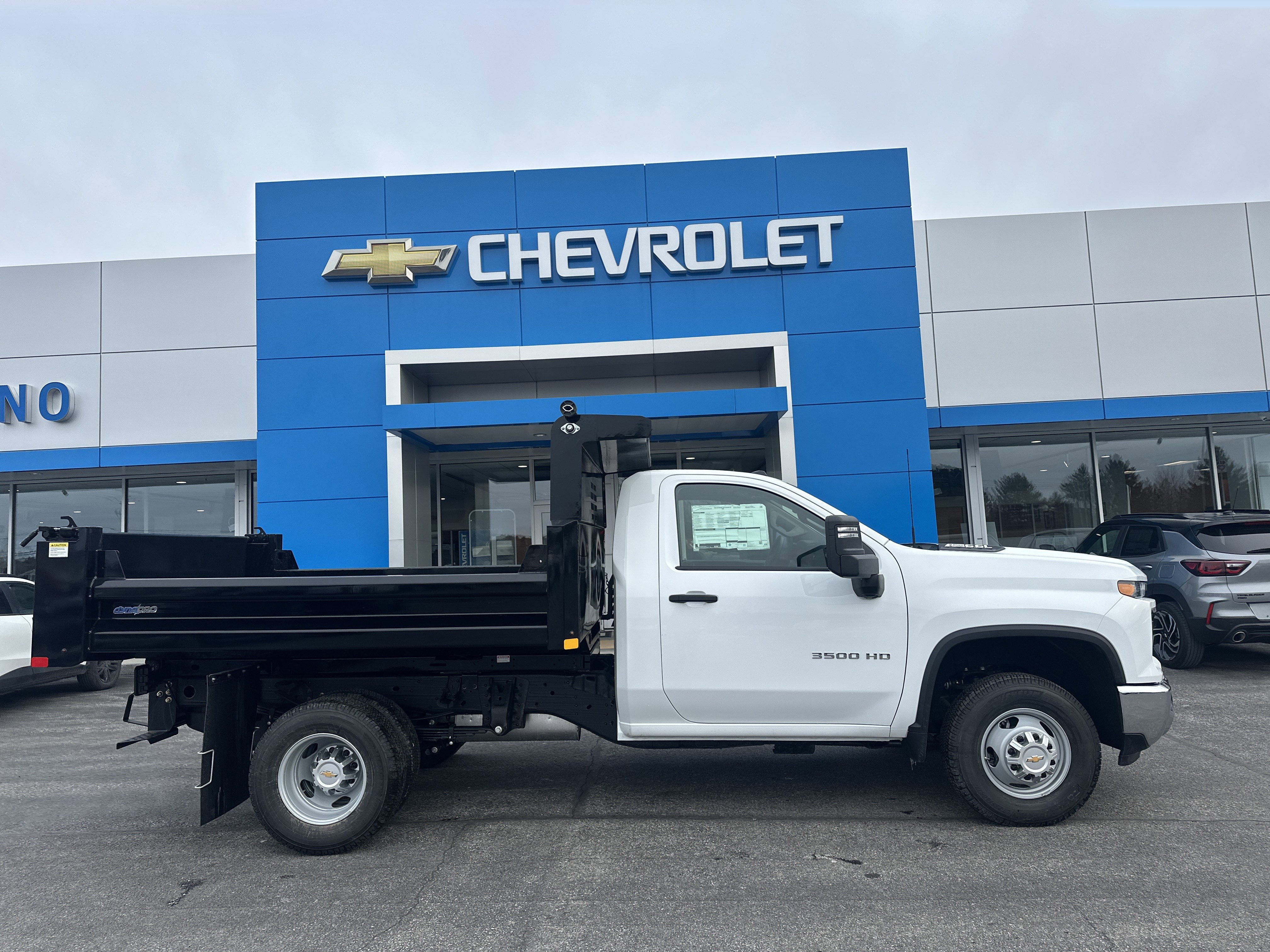 New 2026 Chevrolet Silverado 3500 W/T w/ WT Convenience Package image 1