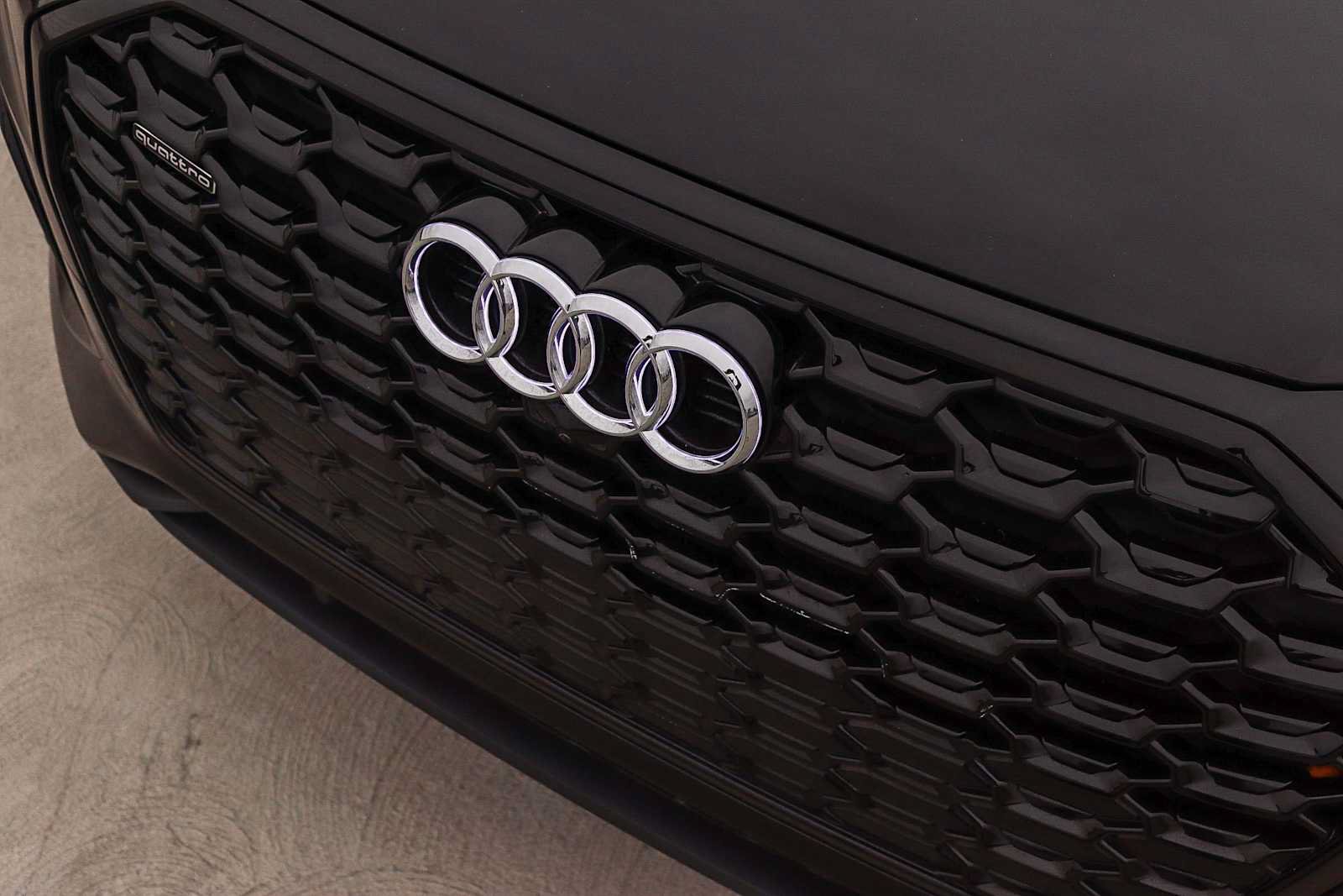 Used 2023 Audi Q5 2.0T Premium Plus w/ Premium Plus Package AWD/4WD image 8