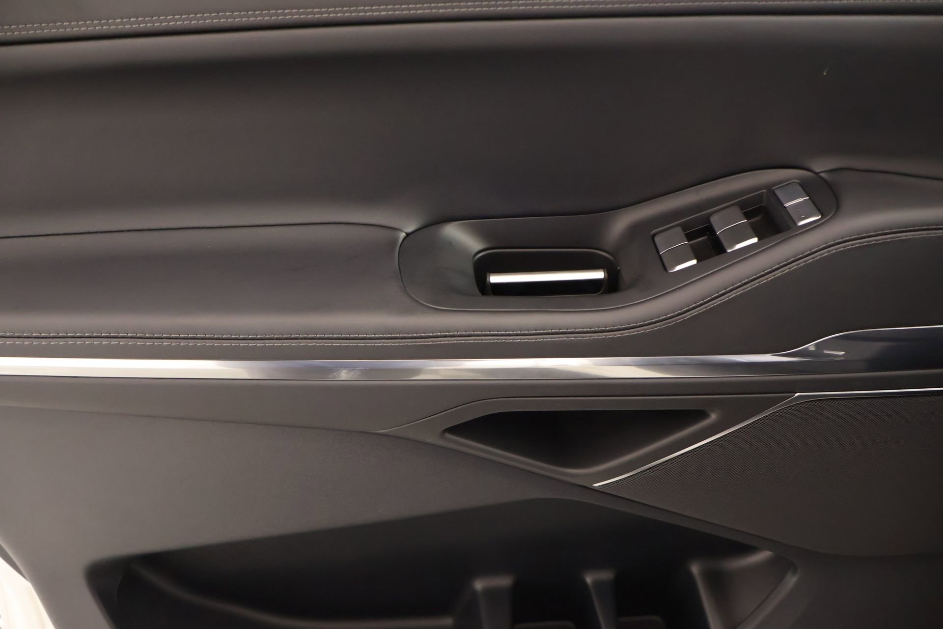 New 2026 Lincoln Navigator Premiere image 16