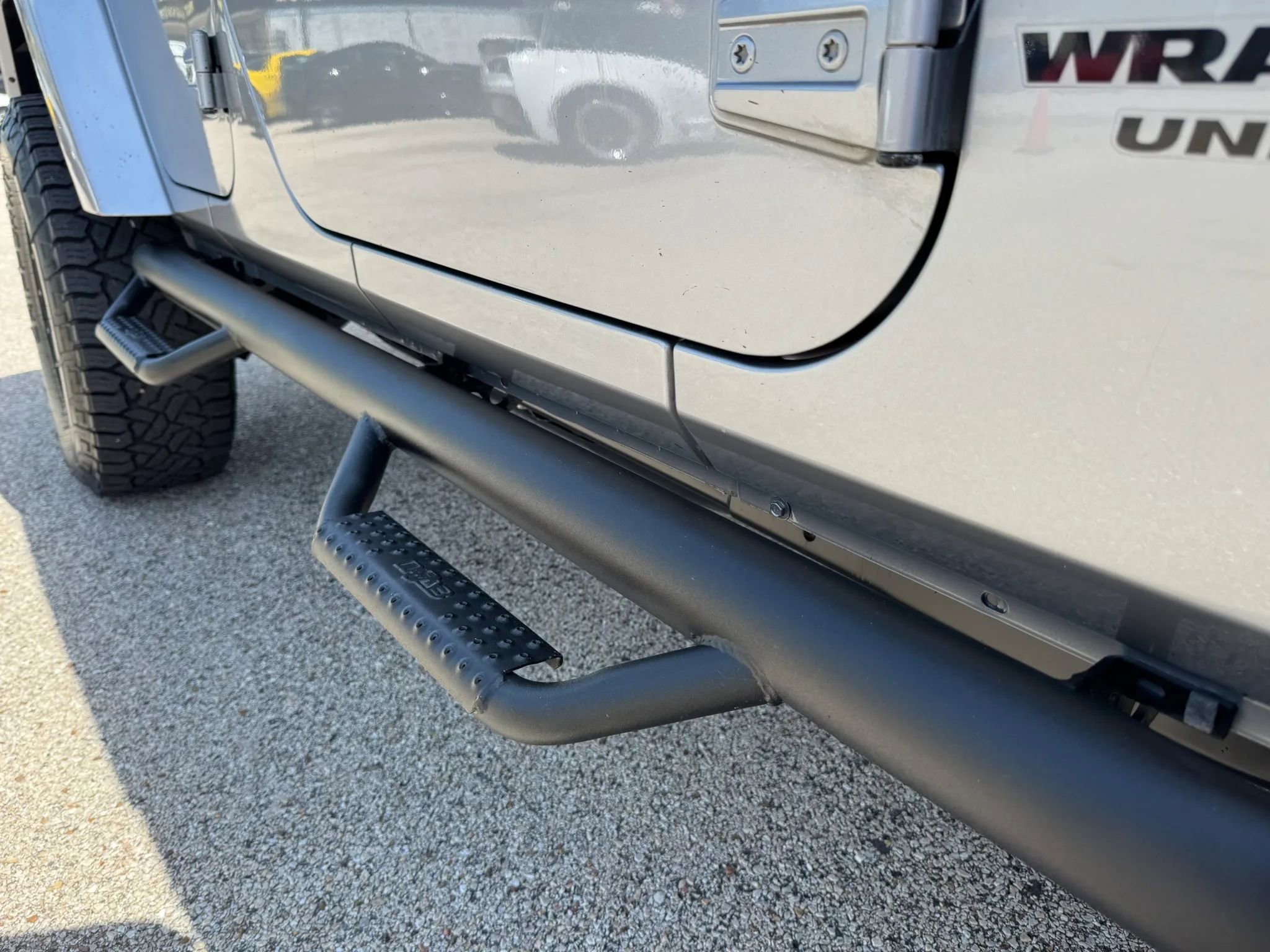 Used 2014 Jeep Wrangler Unlimited Sahara w/ Max Tow Package AWD/4WD image 16