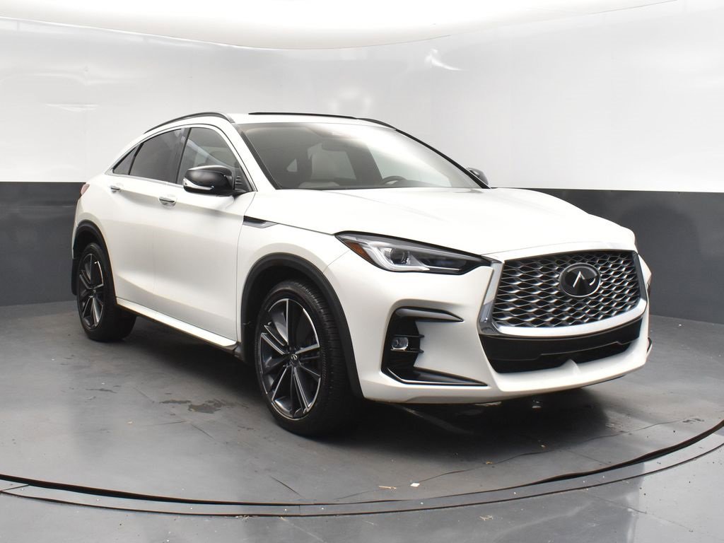 Used 2023 INFINITI QX55 Luxe w/ Cargo Package image 9