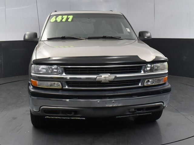 Used 2001 Chevrolet Suburban LS w/ LS Preferred Equipment Group AWD/4WD image 4