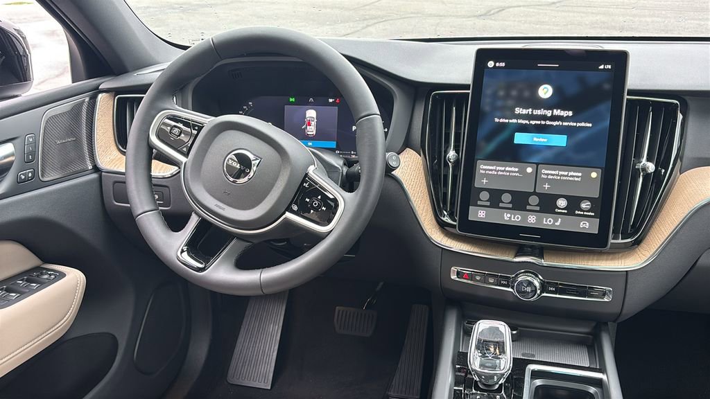 New 2026 Volvo XC60 T8 Plus w/ Climate Package AWD/4WD image 7