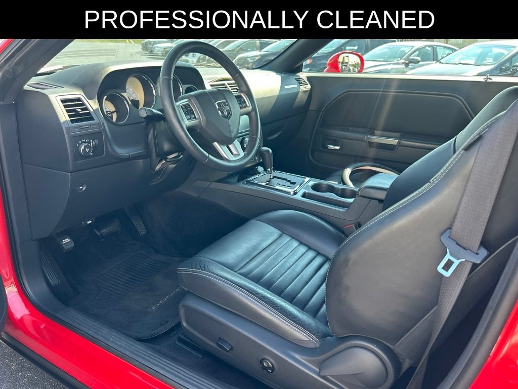 Used 2014 Dodge Challenger SXT Plus RWD image 8