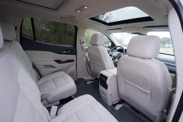 Used 2023 GMC Acadia Denali w/ Denali Ultimate Package image 29