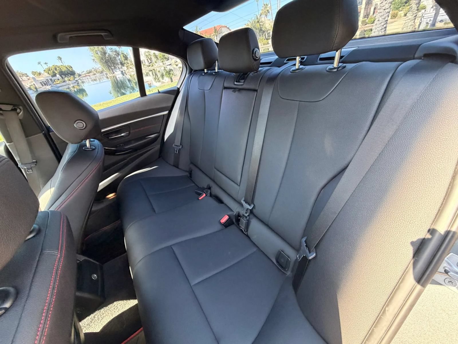 Used 2017 BMW 330i Sedan RWD image 10