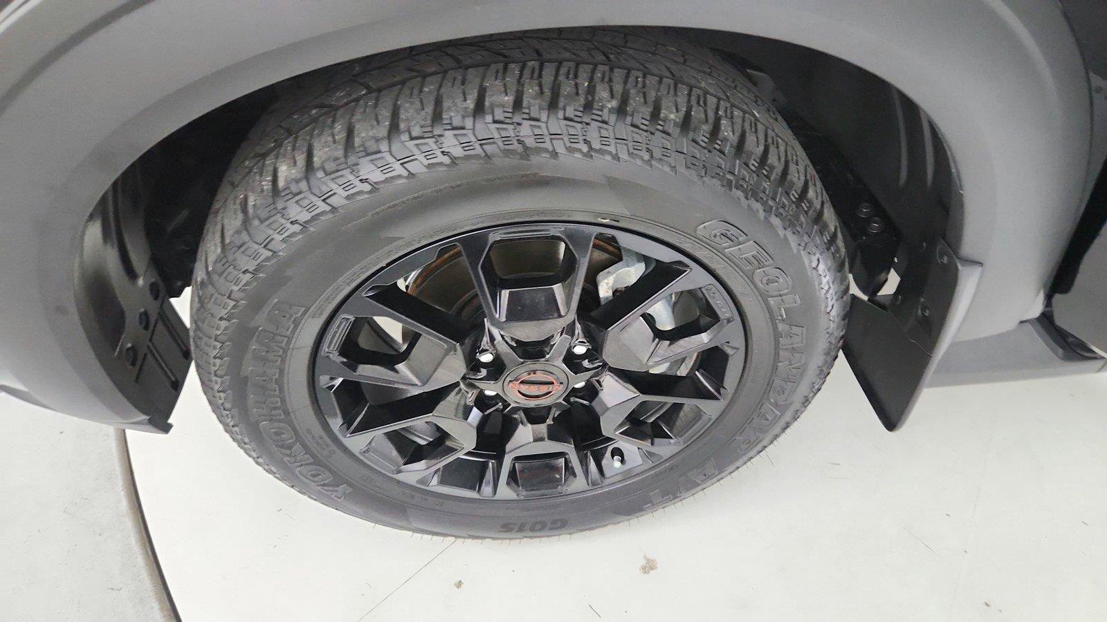 Certified 2025 Nissan Armada PRO-4X AWD/4WD image 42