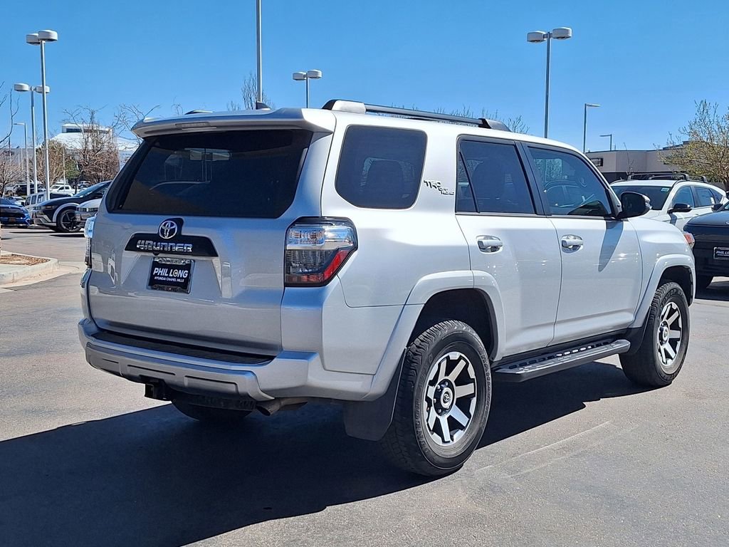 Used 2023 Toyota 4Runner TRD Off-Road Premium w/ Moonroof Package AWD/4WD image 3