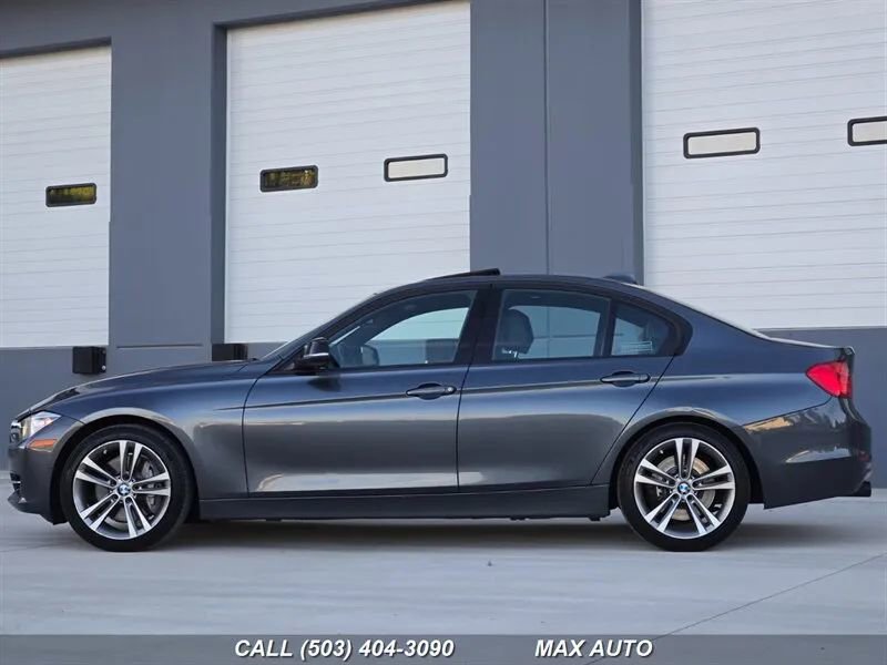 Used 2013 BMW 335i 335i Sedan 4D image 5