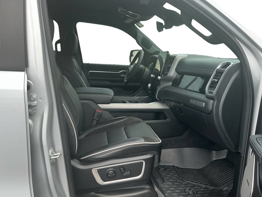 Used 2026 RAM 1500 Laramie w/ Night Edition AWD/4WD image 22