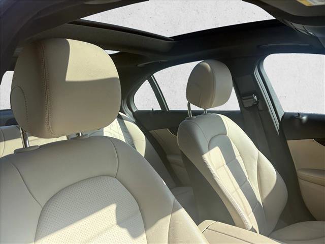 Used 2018 Mercedes-Benz C 300 4MATIC Sedan image 21