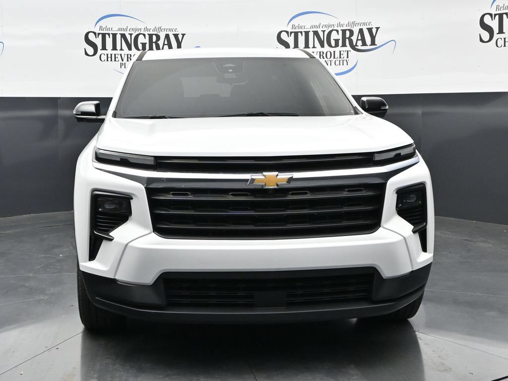 Certified 2024 Chevrolet Traverse LS FWD image 2
