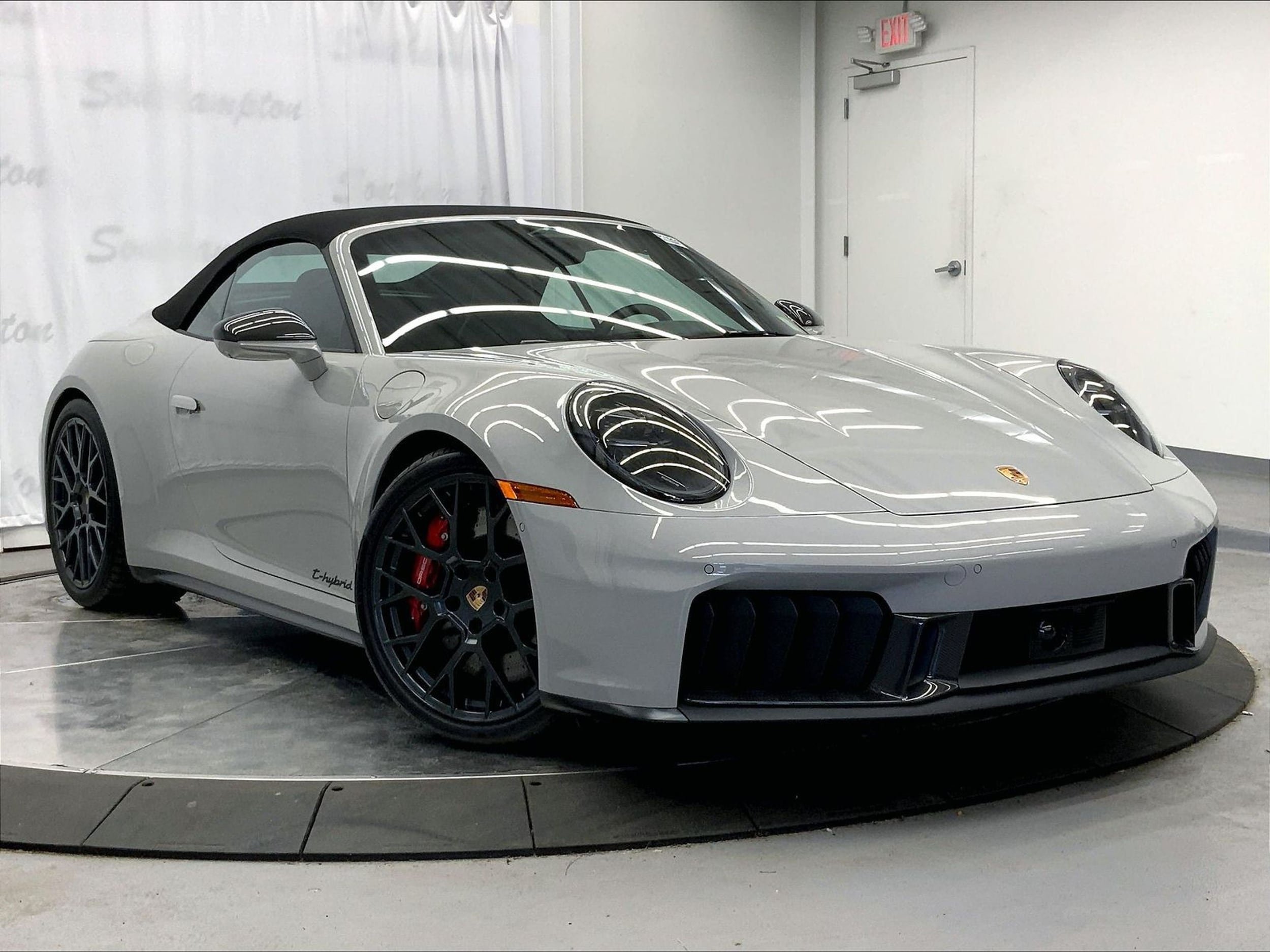 New 2026 Porsche 911 Carrera 4 GTS AWD/4WD image 6
