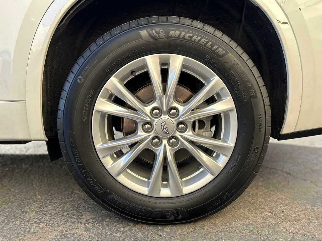 Used 2024 Cadillac XT6 Luxury w/ LPO, Floor Liner Package AWD/4WD image 10