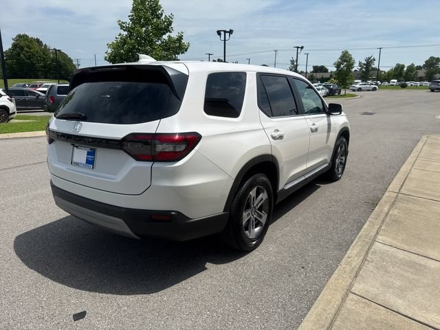 Certified 2025 Honda Pilot EX-L image 4