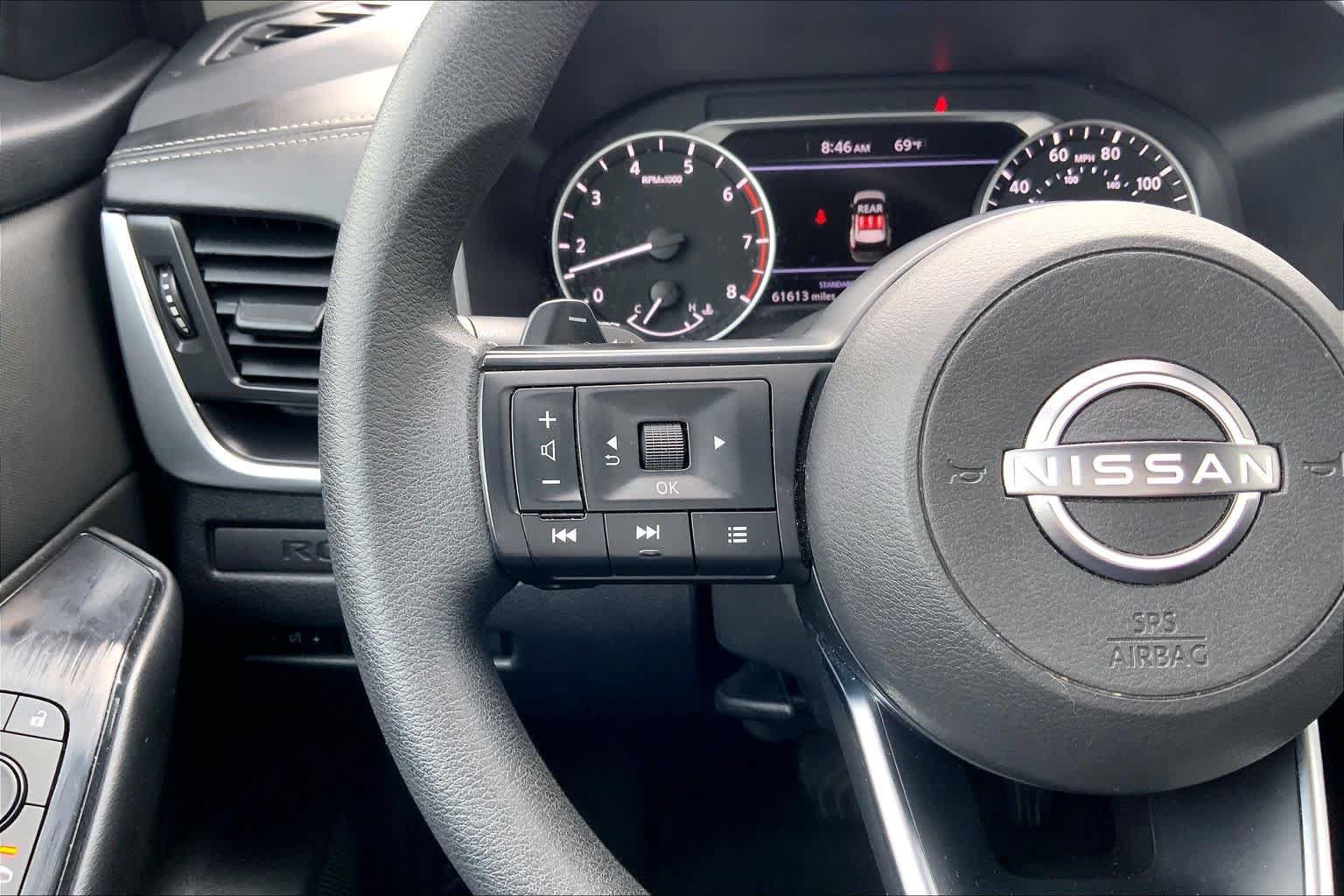 Used 2024 Nissan Rogue S FWD image 22