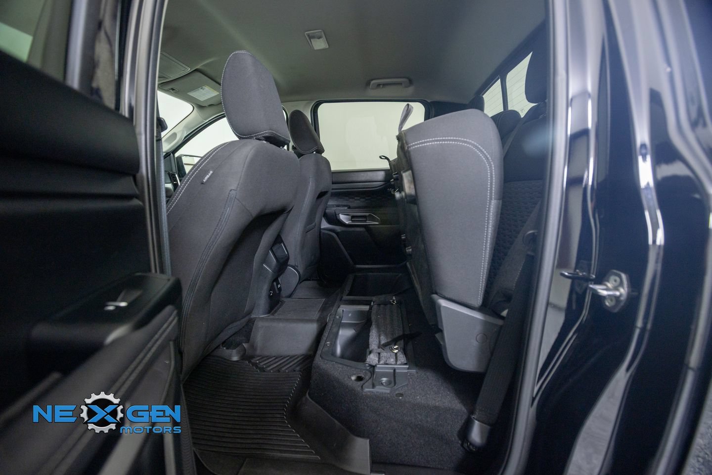 Used 2025 Ford Ranger XLT w/ Equipment Group 301A High AWD/4WD image 29