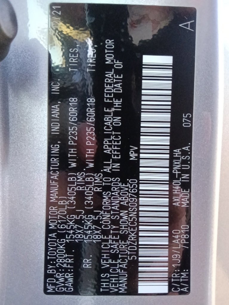 Used 2022 Toyota Sienna Limited image 39