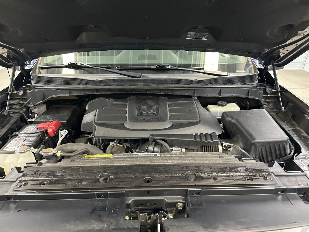 Used 2021 Nissan Titan SL w/ Moonroof Package image 40